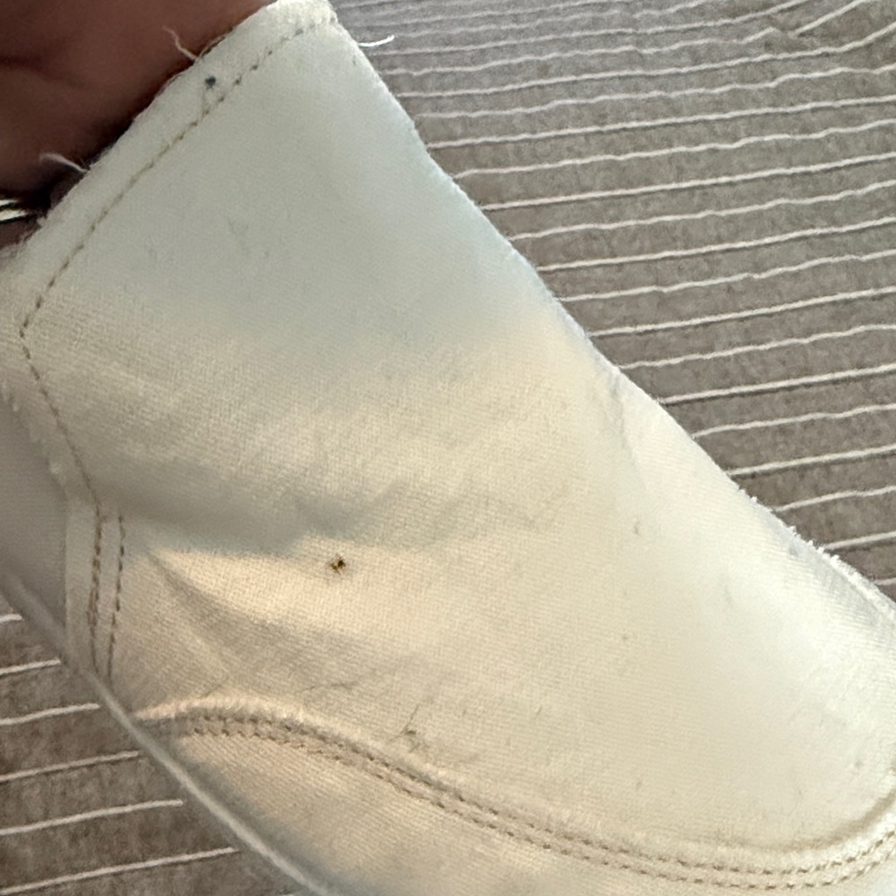 Vionic Cream Slip-On Women's Loafers - Picture 2 of 3